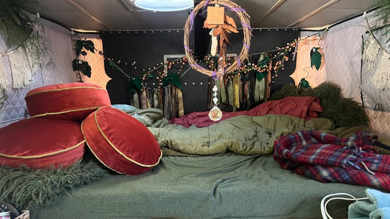 Four Wheel Camper overcab lights