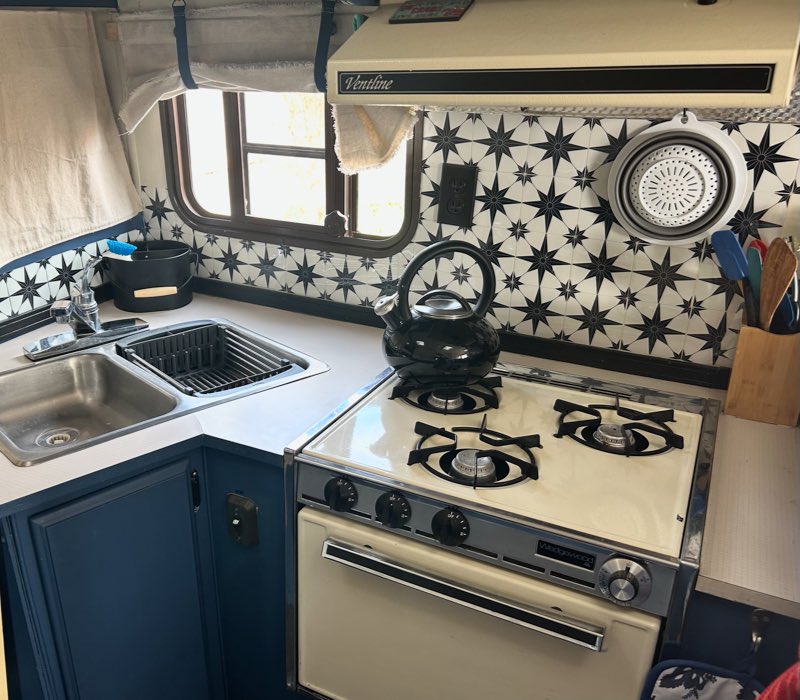 Idletime camper kitchen backsplash