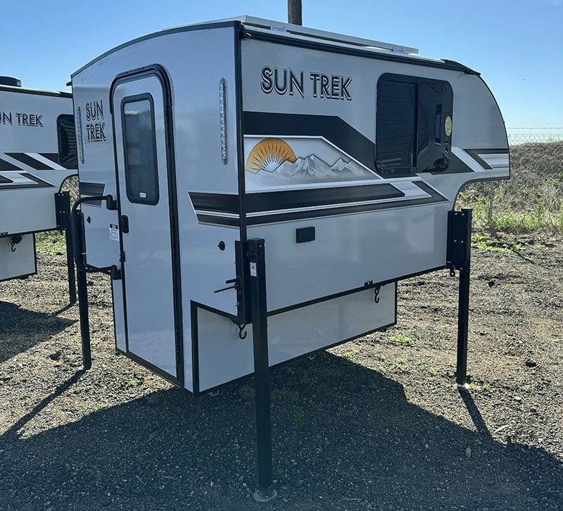Sun Trek 550 Back Passenger Exterior