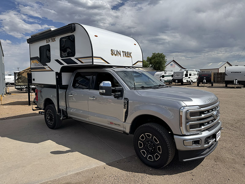 Sun Trek 700 On Ford F350