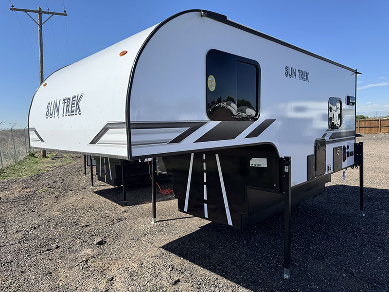 Sun Trek 800 Driver Front