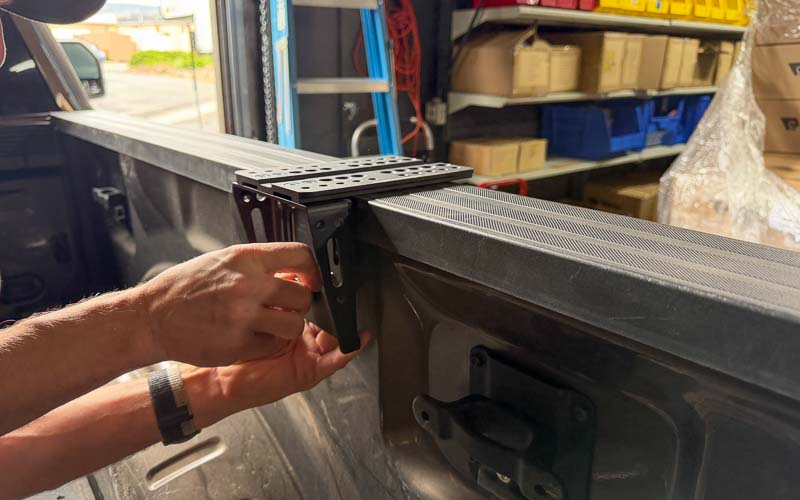 STAPLL Brace And Thread Plate Install