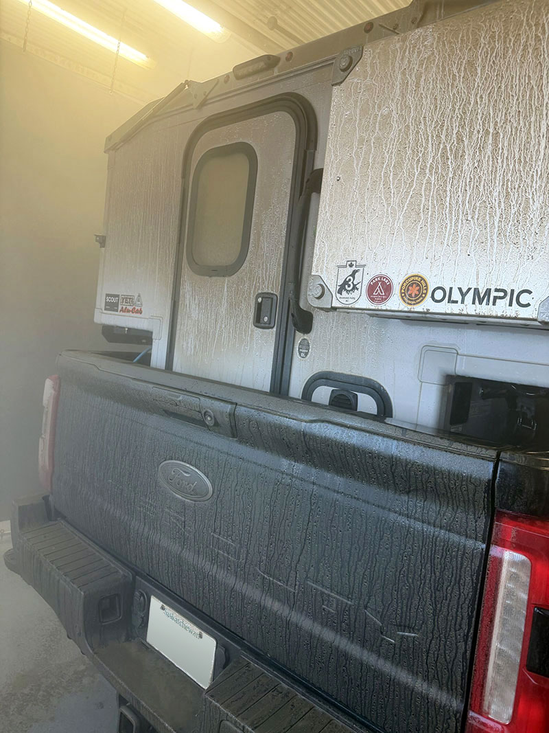 Scout Olympic Tailgate Up Dirty Wash