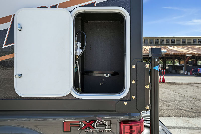 Rugged Mountain Granite 8 Propane Compartment