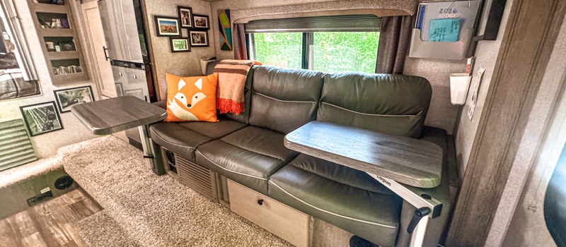 Arctic Fox couch new option