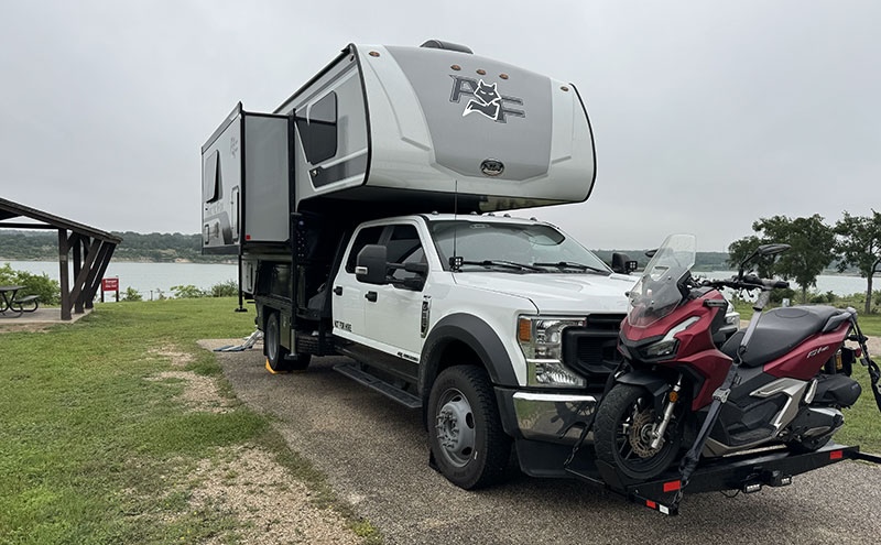 Ford F550 And Arctic Fox 1140 With Motorcycle
