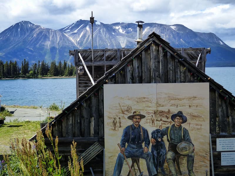 Atlin, British Columbia, Gold Mine mural Mountains