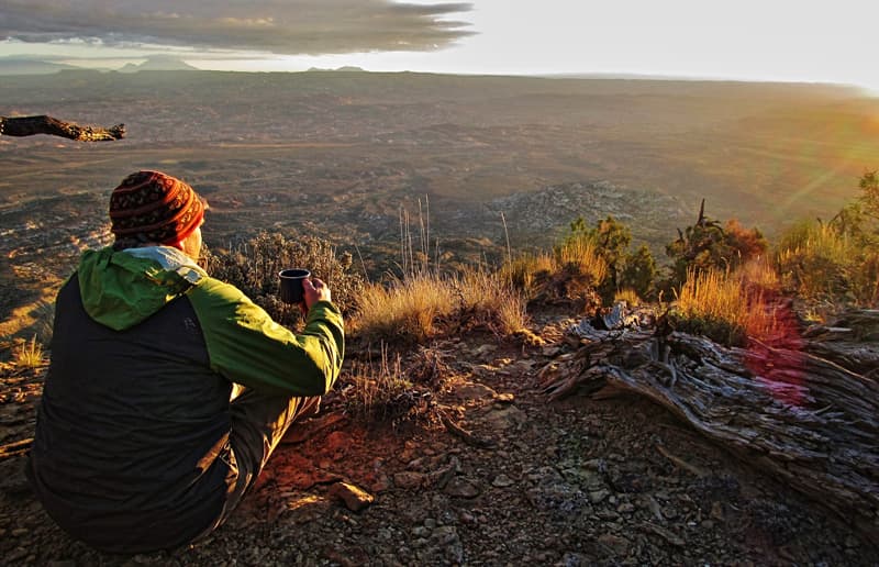 Lonely Cache 50 Mile Bench cliffside sunrise