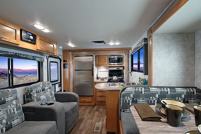 Adventurer 116DS interior