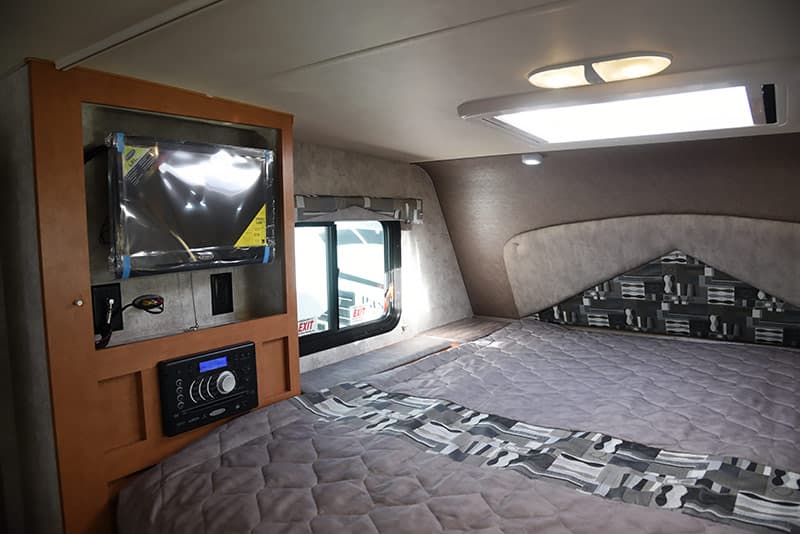 Drivers Side bed Adventurer 89RBS