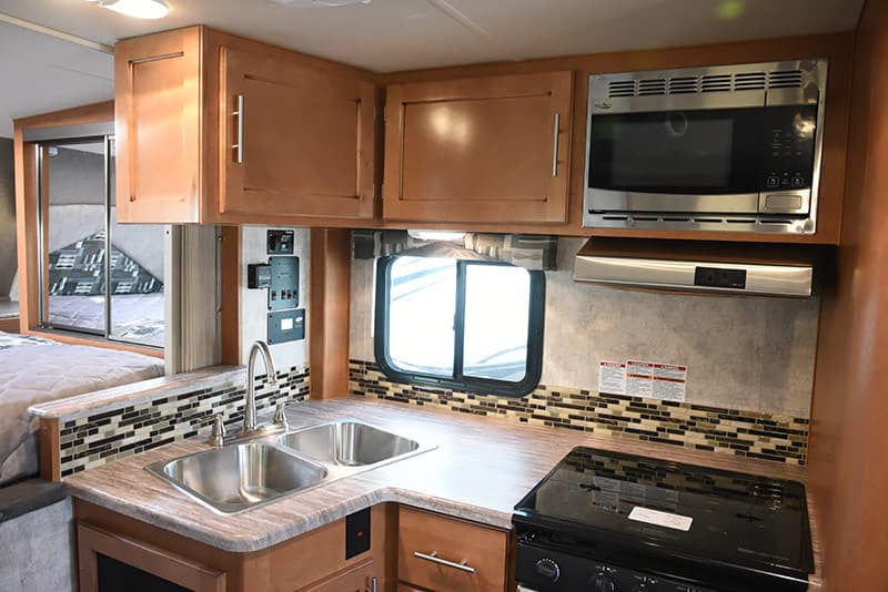 Adventurer 89RBS Upper Kitchen Cabinetry