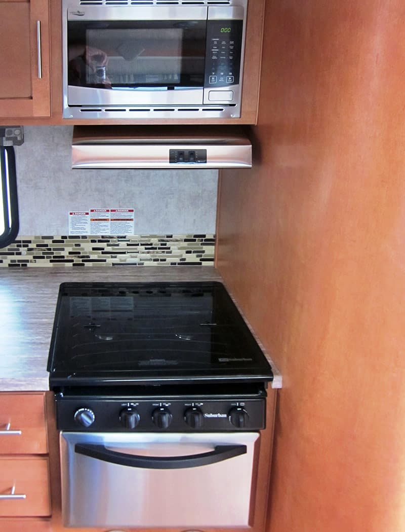 Adventurer 89RBS stainless steel appliances