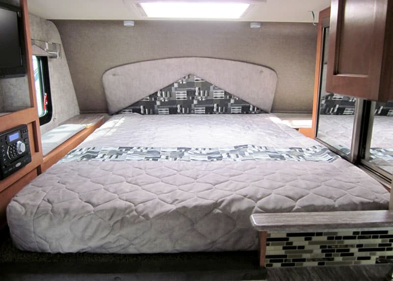 Adventurer 89RBS Queen bed