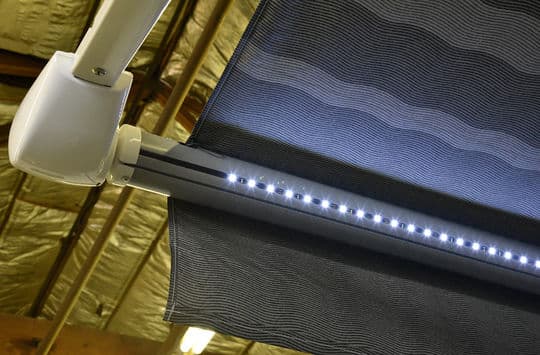 Adventurer-2016-awning-LEDs