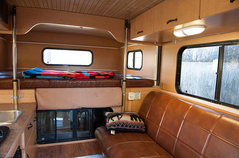 Alaskan Camper 5.5 inside