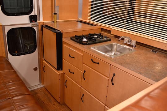 Alaskan-6-5-truck-camper-kitchen