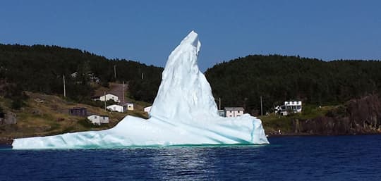 Alaskan-America-iceberg