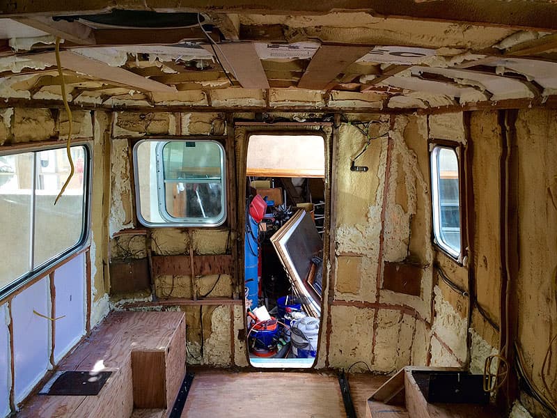 Gutting out the American Road truck camper