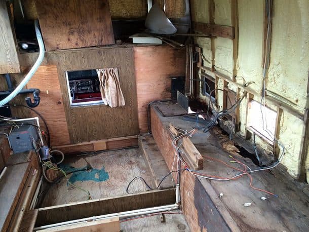 The lower floor exposed. The tanks are sandwiched between the floor