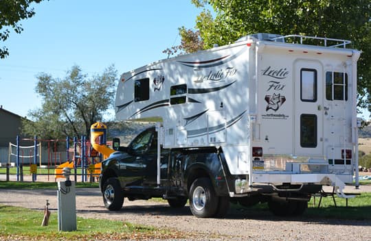 Arctic Fox 990 Review - Truck Camper Magazine