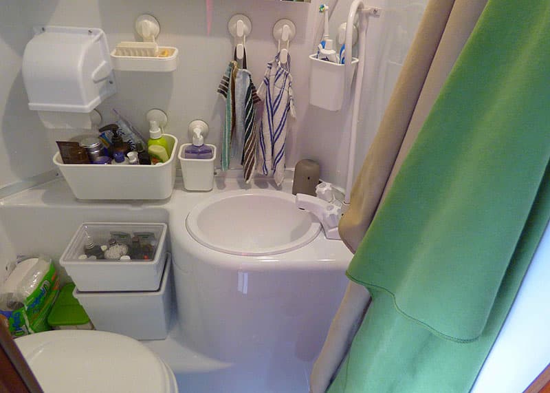 Suction cup storage containers in wet bath