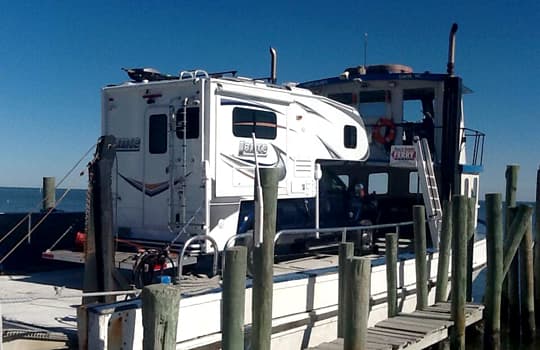 beach-camping-cape-lookout-ferry