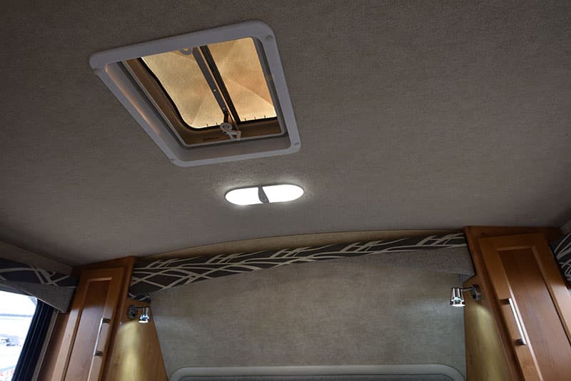 Bigfoot 10.4 Cabover Ceiling Vent