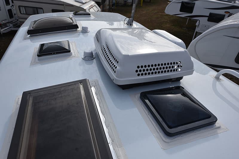 Bigfoot 10.4 Camper Fiberglass Roof