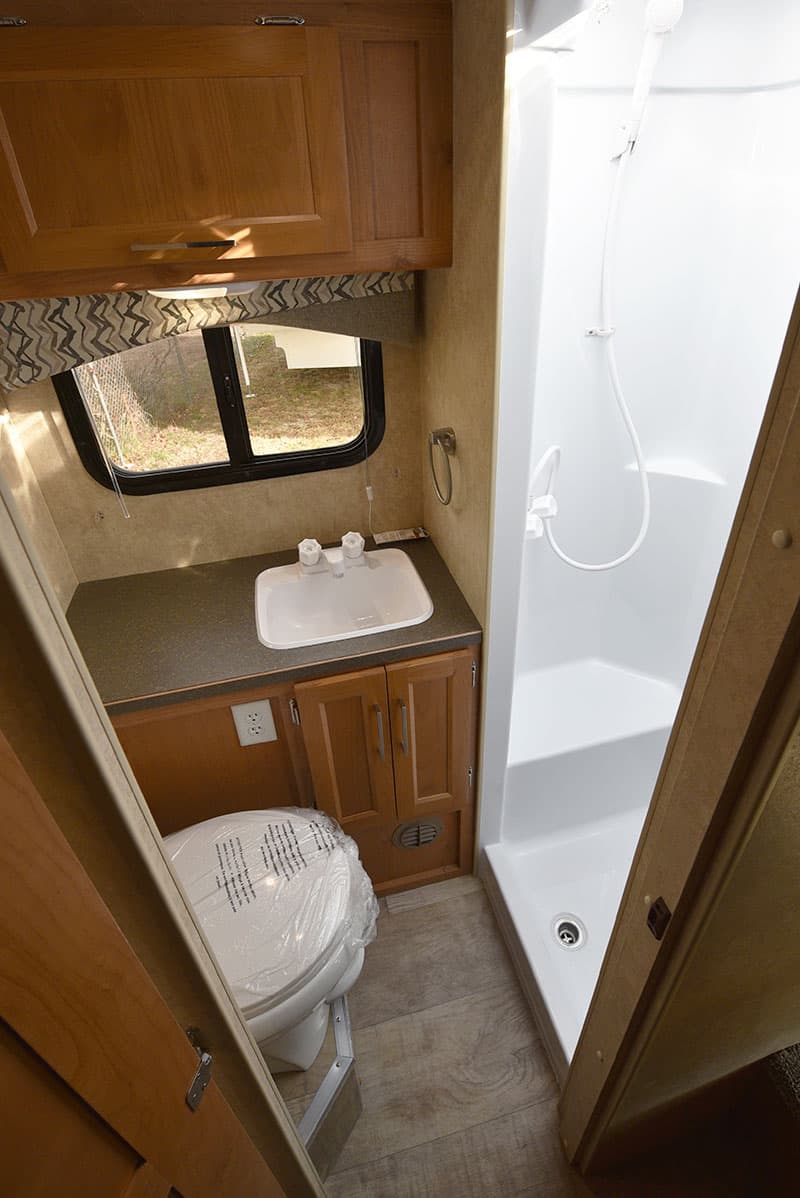 Bigfoot 10-4 Dry Bathroom