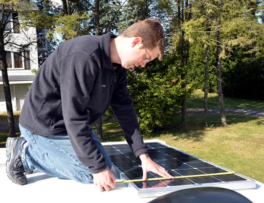 Solar-Panel-Install-measuring-panel