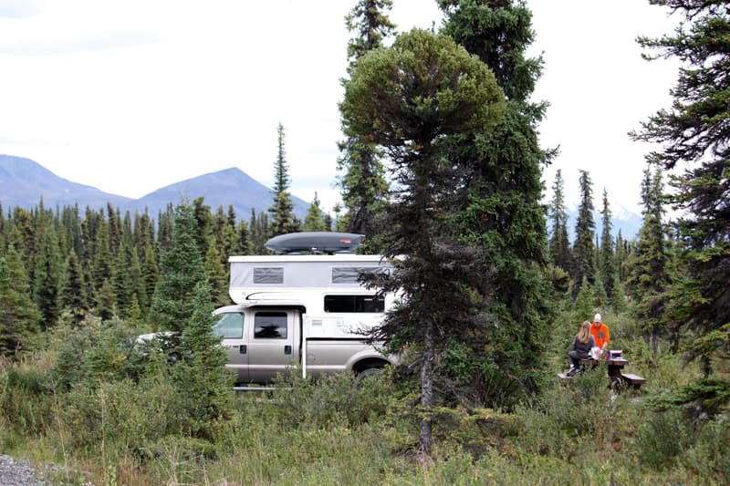 Camping on Nabesna Road-Wrangell St-Elias Park-Alaska