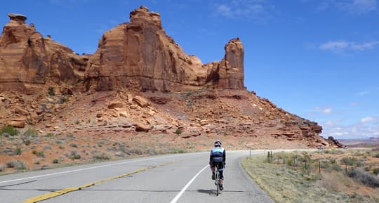 camplite-moab-cycling