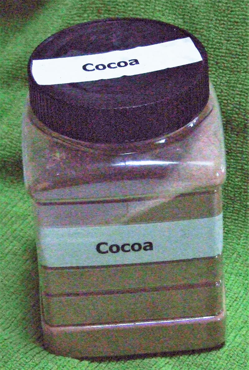 Cocoa in new canister