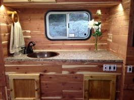 capri-camper-Cedar