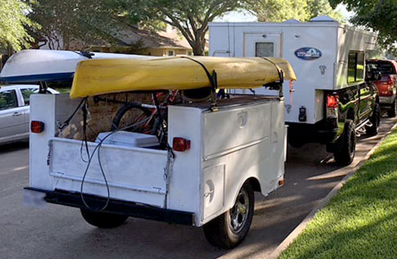 Cargo trailer from pick-up bed