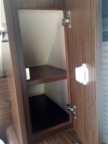 Cirrus 820 front cabinet with shelf open