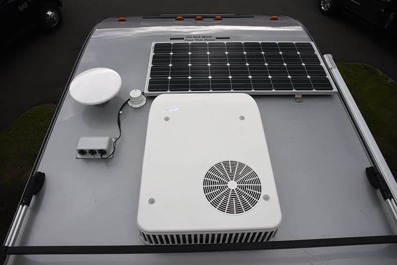 Cirrus 820 air conditioner and solar panel