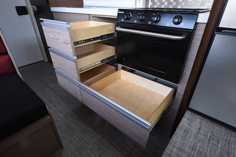 Cirrus 920 Kitchen Lower Drawers