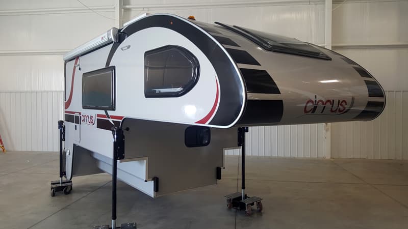 Cirrus 920 front nose