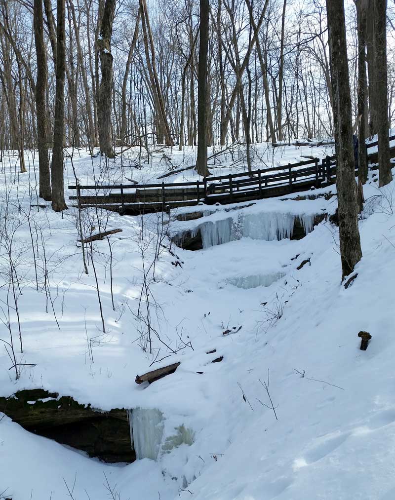 frozen-waterfall-winter-camping