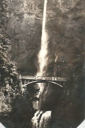 Multnomah waterfall in Oregon