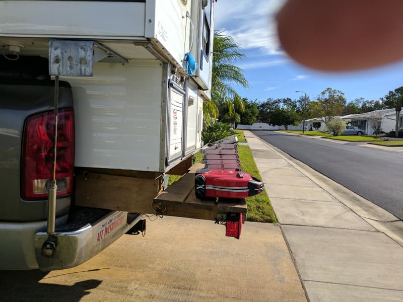 Additional deck behind Alaskan camper