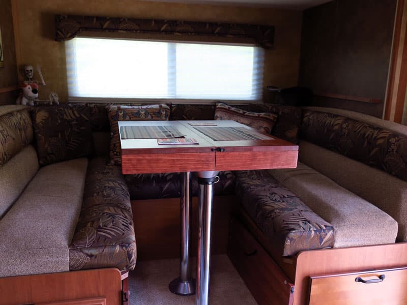 9 Completely New Dinette Tables Truck