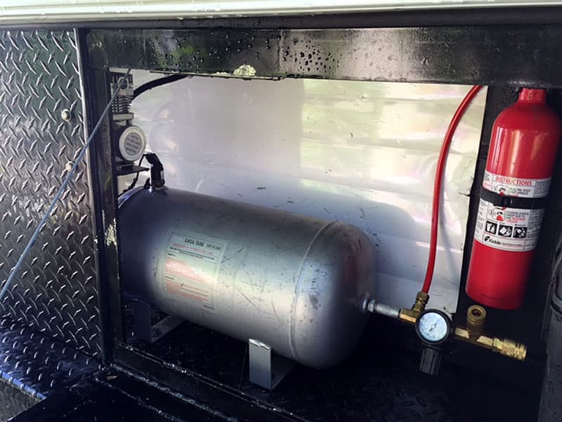 Air Compressor and tank