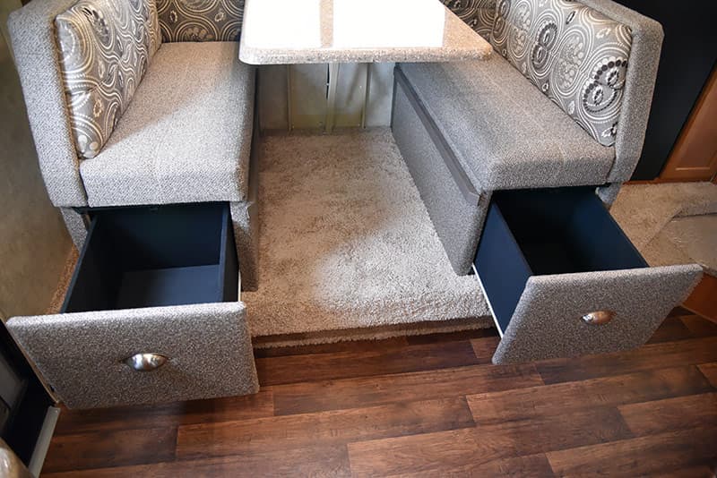 Dinette drawers in Eagle Cap 995