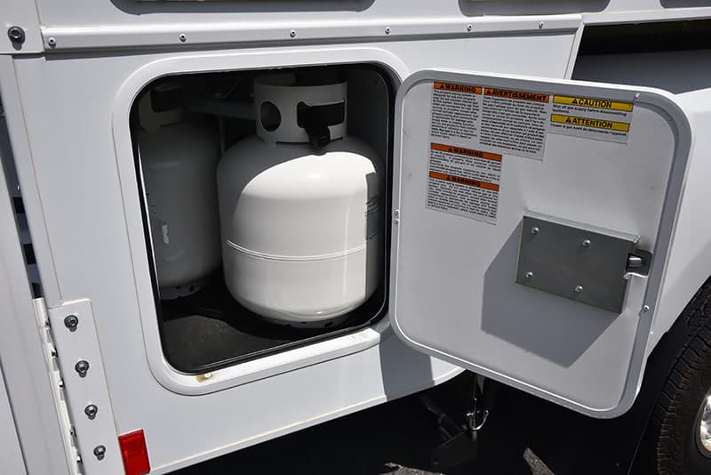 20-pound propane tanks in the Eagle Cap 995