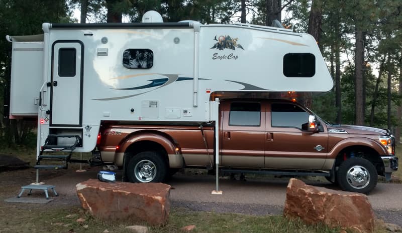 Eagle Cap 1160 camper on Ford truck