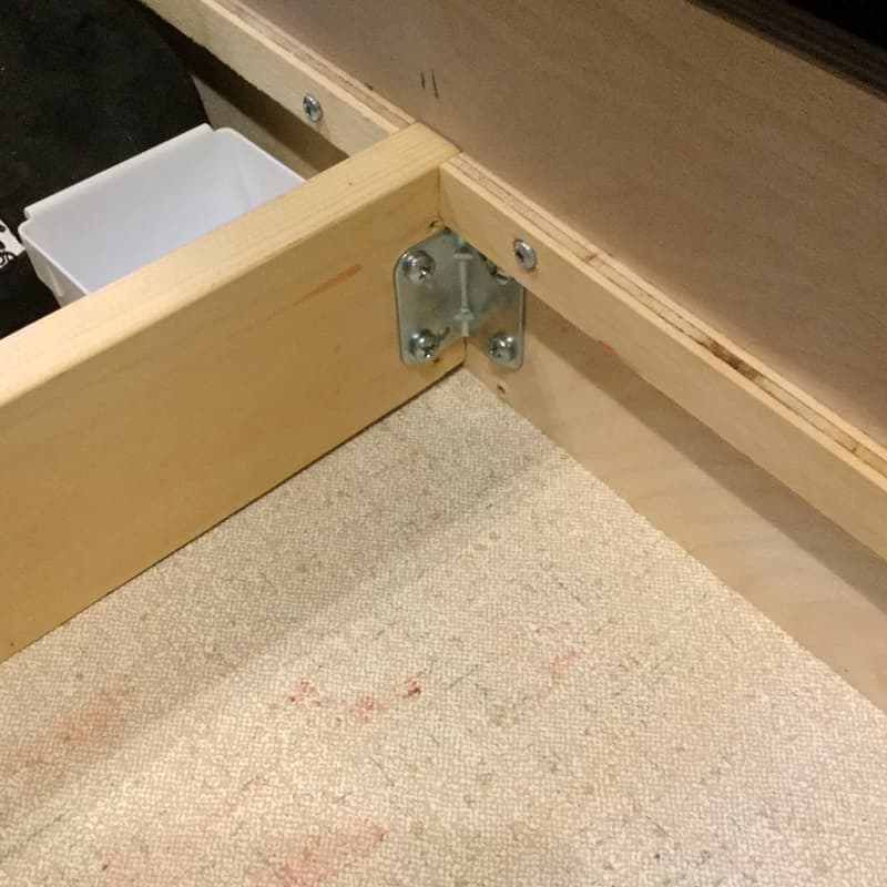 False drawer brace attachment