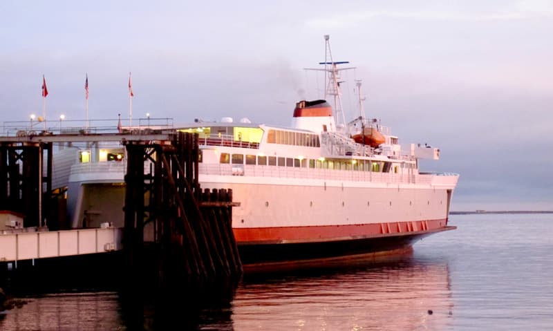 Ferry ride to Seattle From Vancouver Island