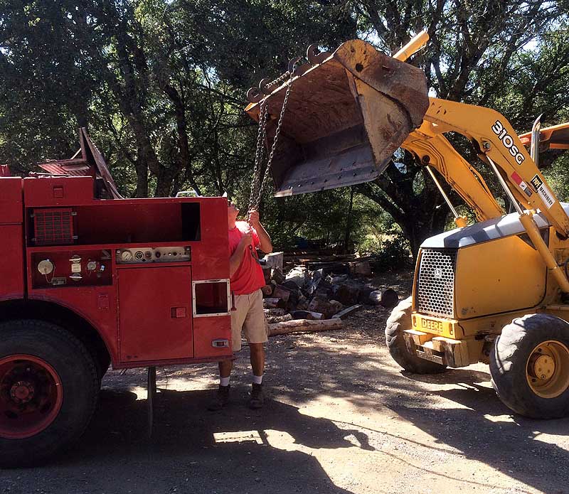 Fire truck bed coming off